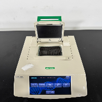 Bio-Rad C1000 Touch Thermal Cycler image 3